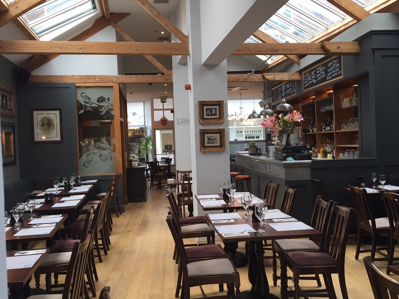 Lunch & Light Mains – served 11.45am – 5pm (with main menu)